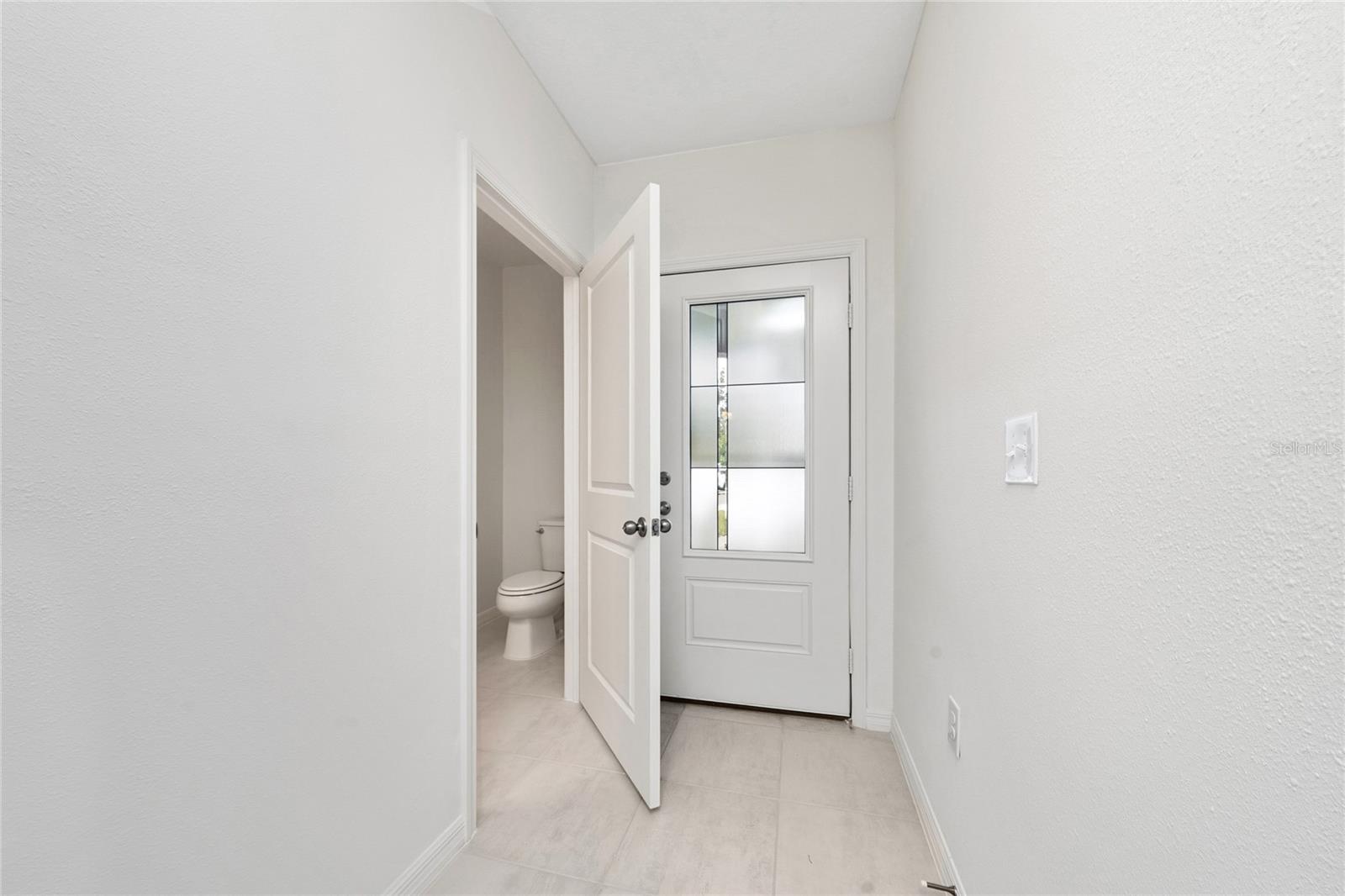 Image 7 of 29 For 2810 Raindrop Run Street