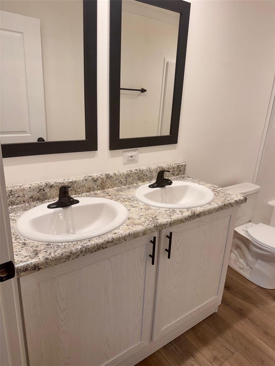 Image 26 of 50 For 5025 Apollo Avenue