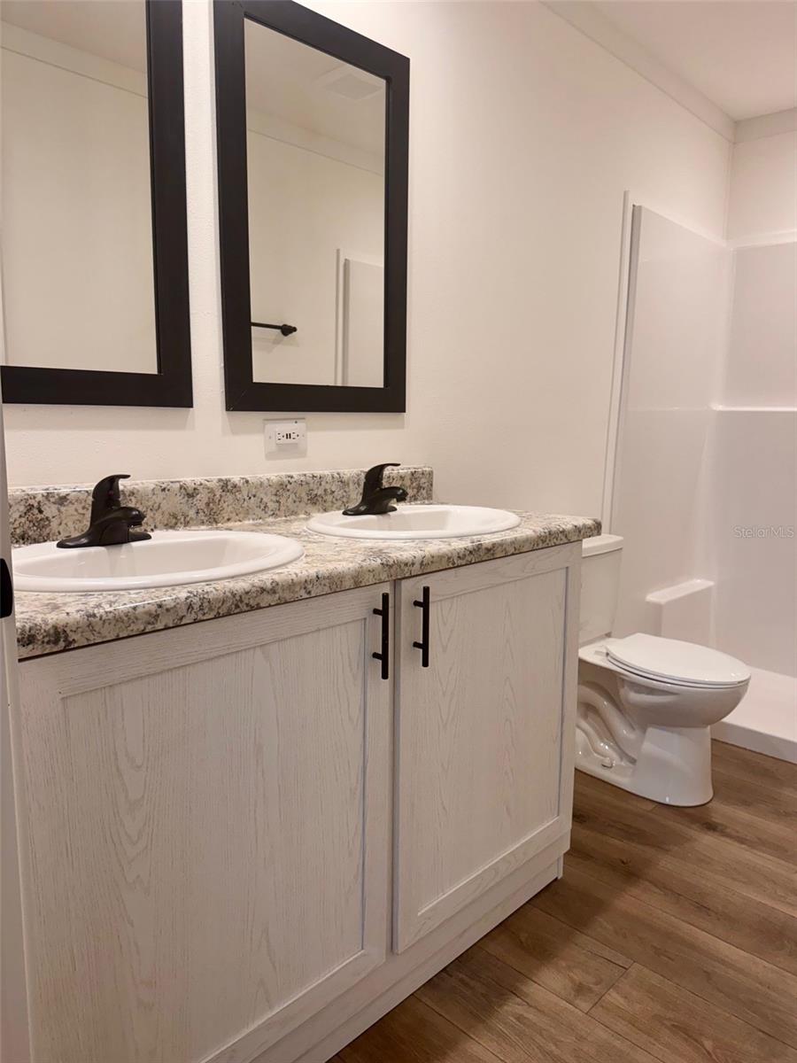 Image 28 of 50 For 5025 Apollo Avenue