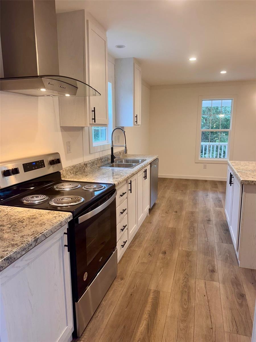 Image 9 of 50 For 5025 Apollo Avenue