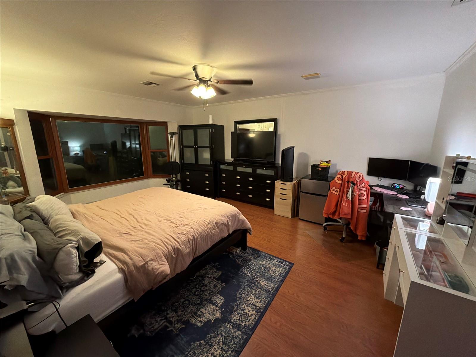 Image 4 of 15 For 1208 Lake Shore Boulevard