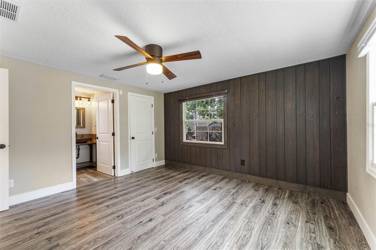 Image 13 of 18 For 2351 Westminster Court