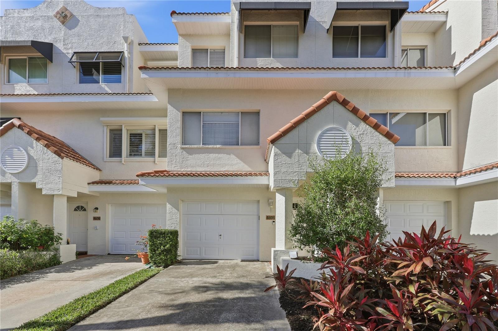 Image 6 of 45 For 4608 Mirabella Court