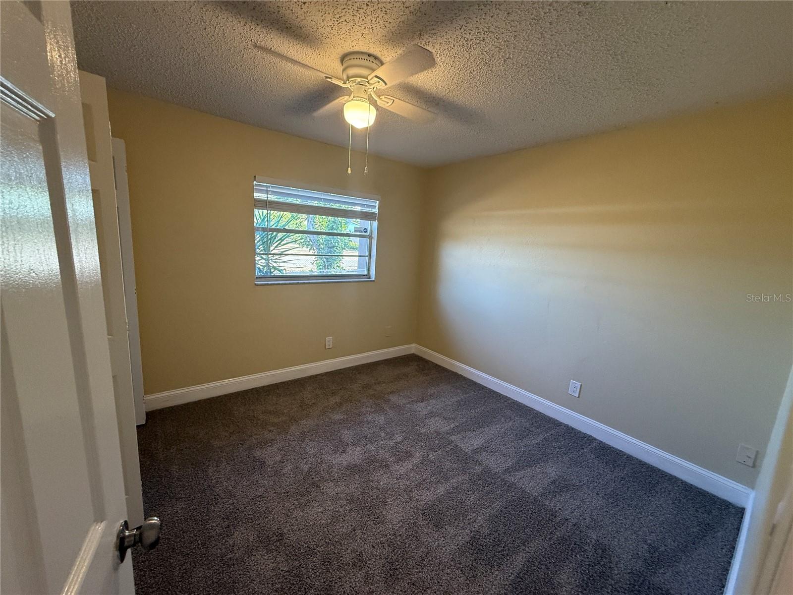 Image 10 of 22 For 2305 26th Avenue W