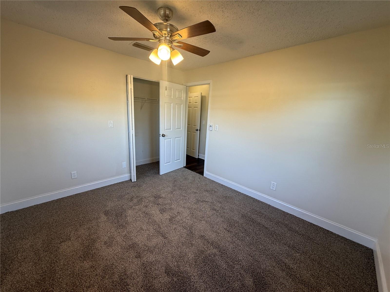 Image 13 of 22 For 2305 26th Avenue W