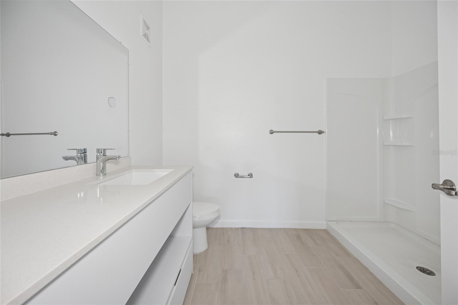 Image 19 of 21 For 1210 Southstation Place 116