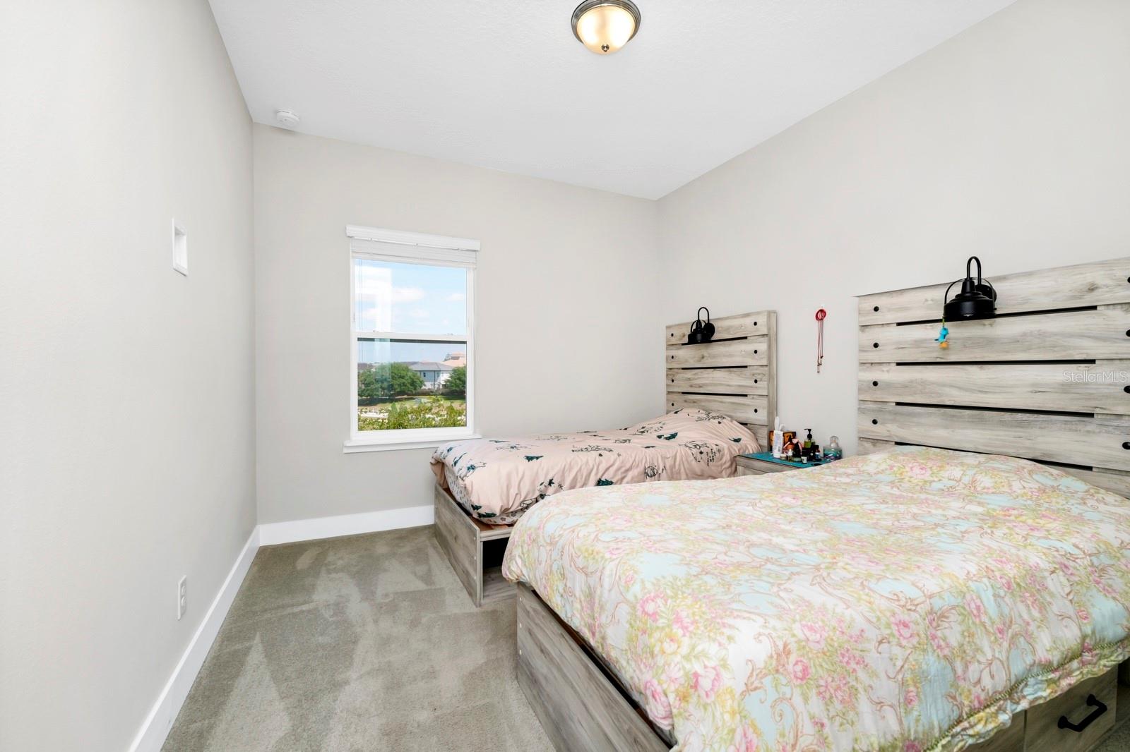 Image 14 of 38 For 743 Driving Range Court