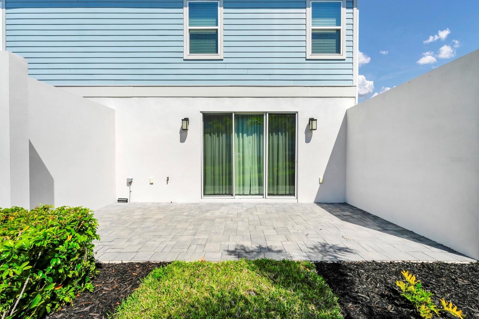 Image 23 of 38 For 743 Driving Range Court