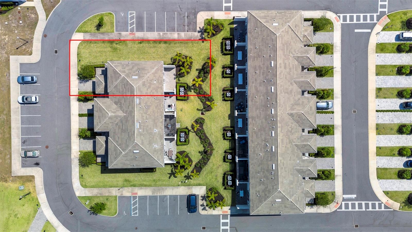 Image 29 of 38 For 743 Driving Range Court