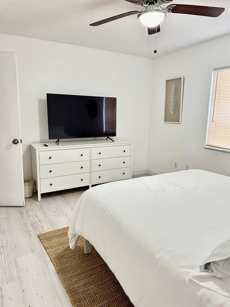 Image 4 of 9 For 2725 Tally Ho Avenue