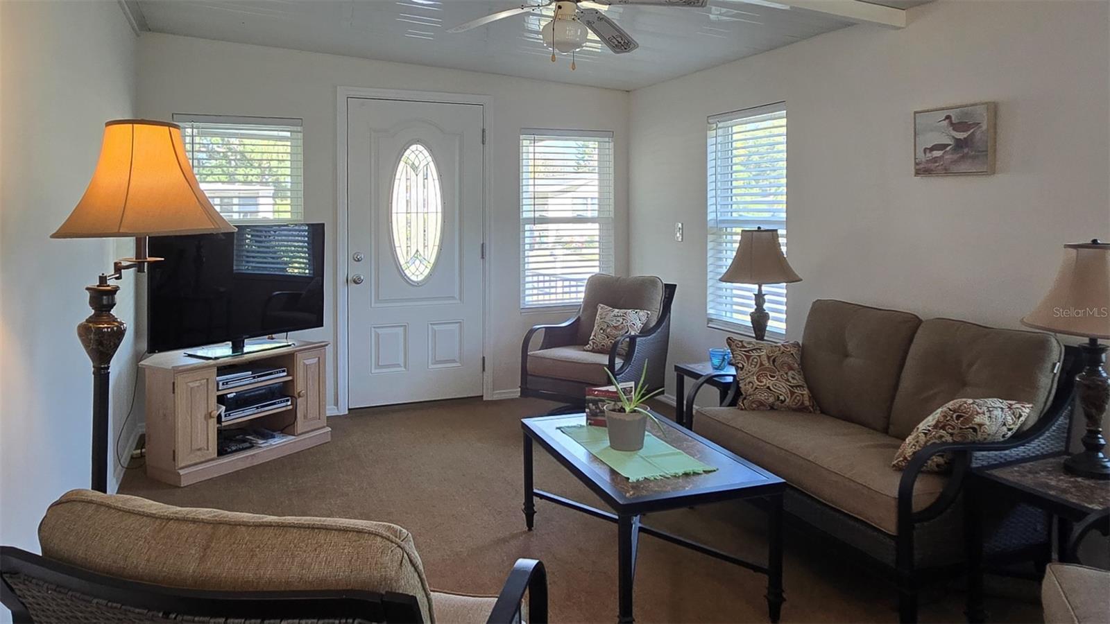 Image 14 of 49 For 927 Yew Street