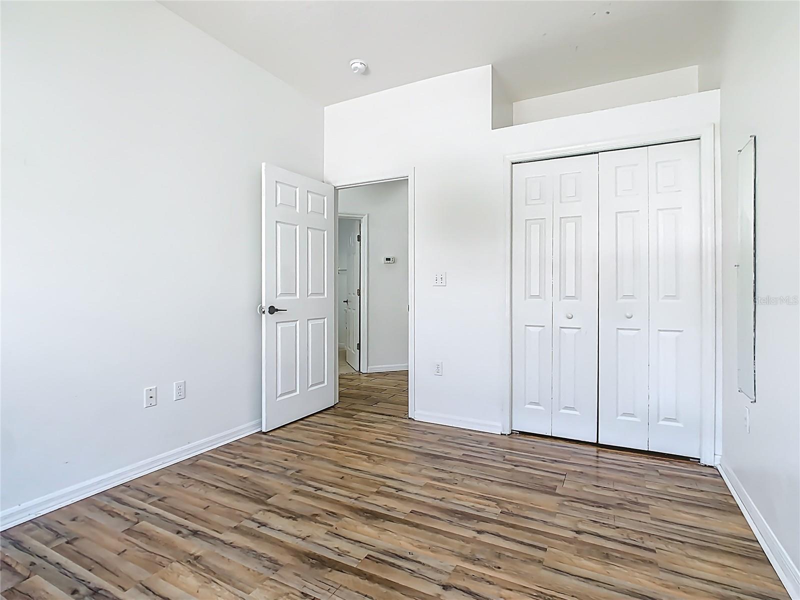 Image 26 of 45 For 2944 Sunset Vista Boulevard