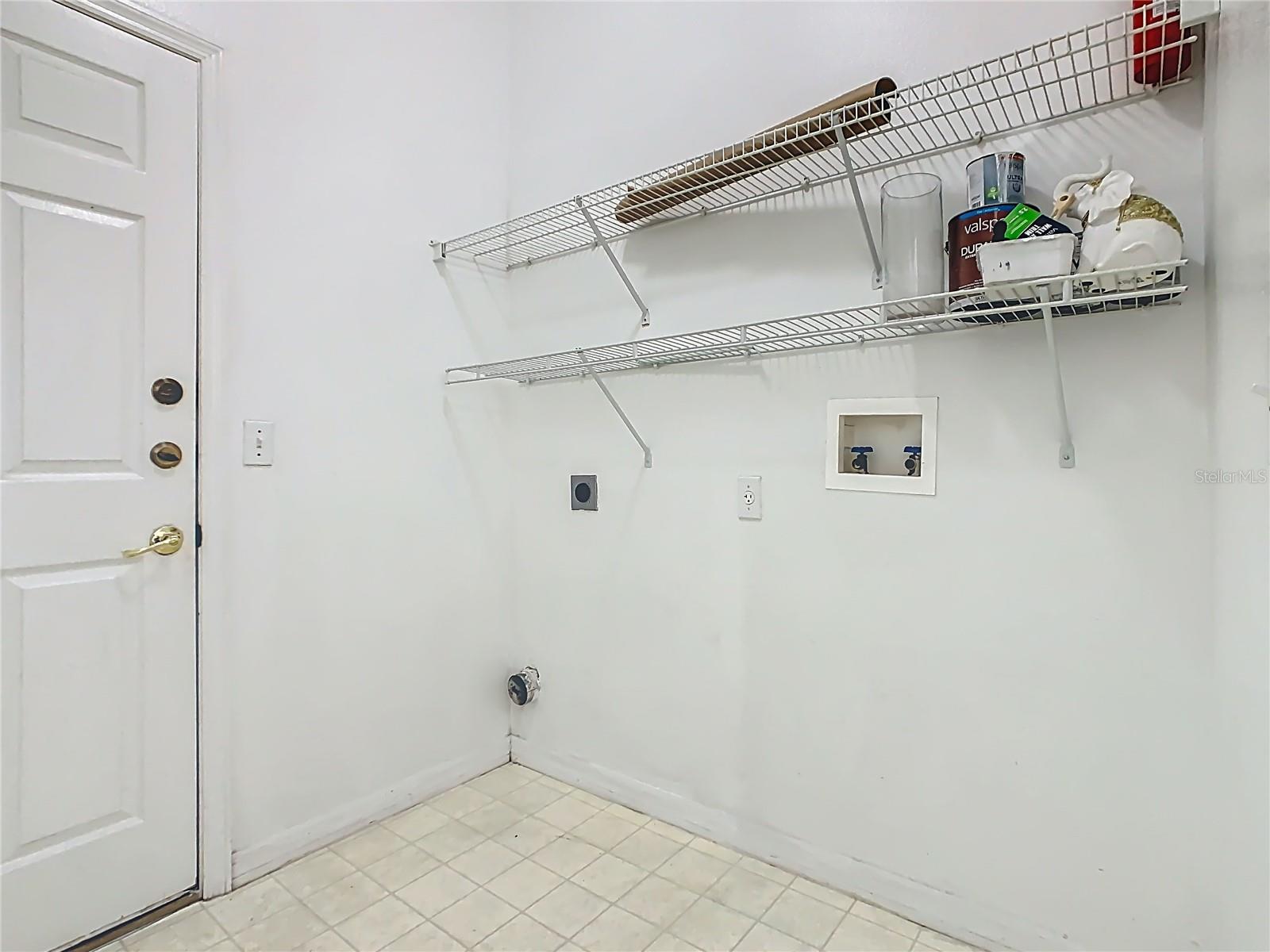 Image 32 of 45 For 2944 Sunset Vista Boulevard