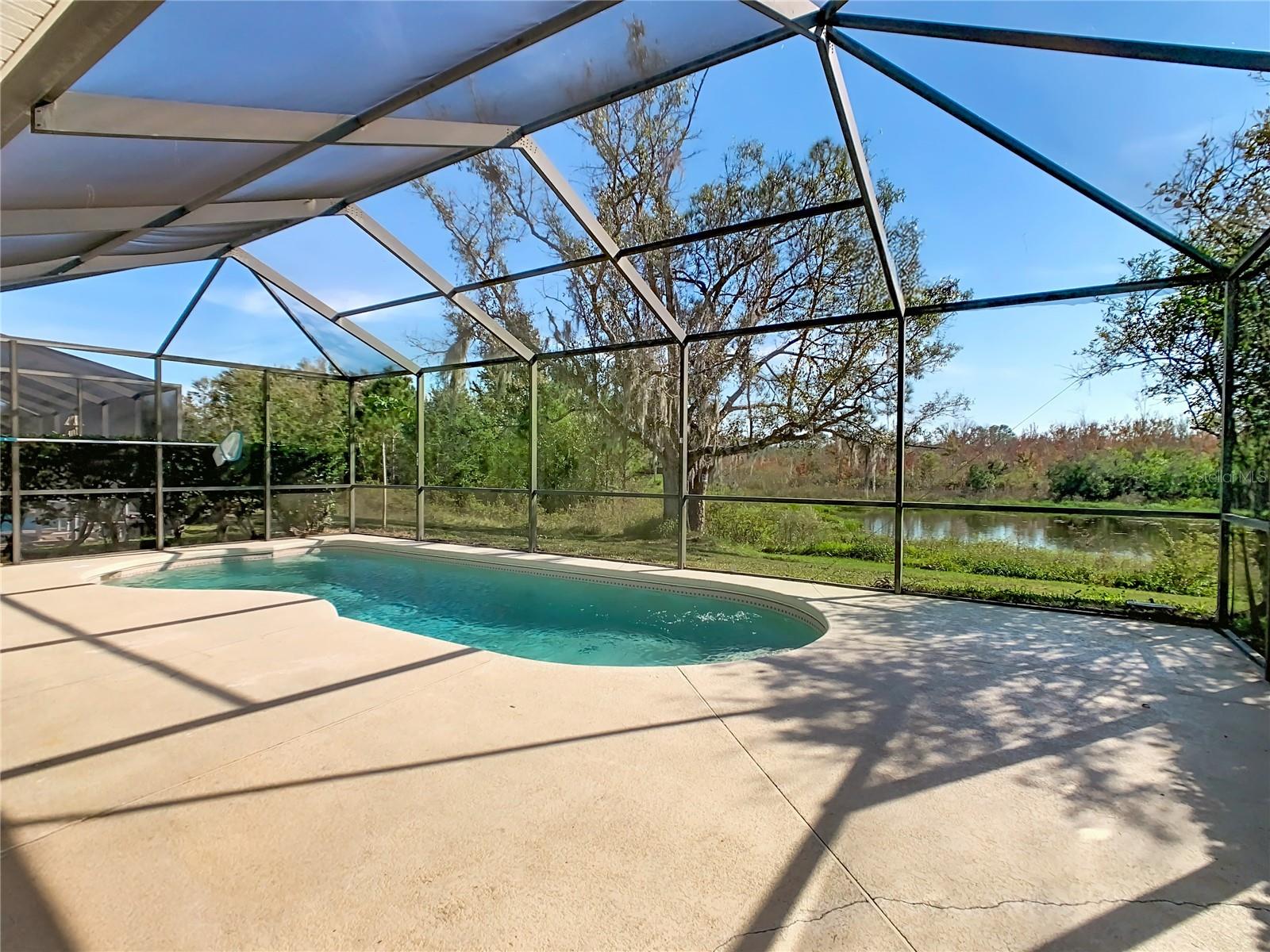 Image 36 of 45 For 2944 Sunset Vista Boulevard