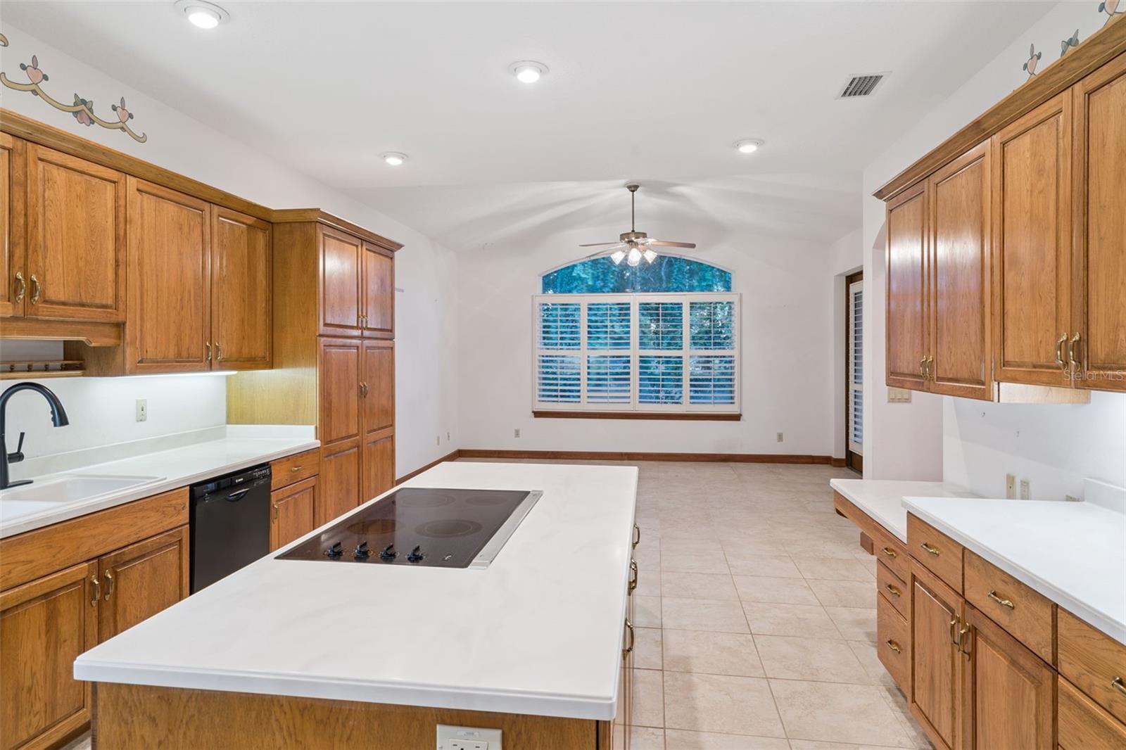 Image 6 of 24 For 8516 Firestone Circle