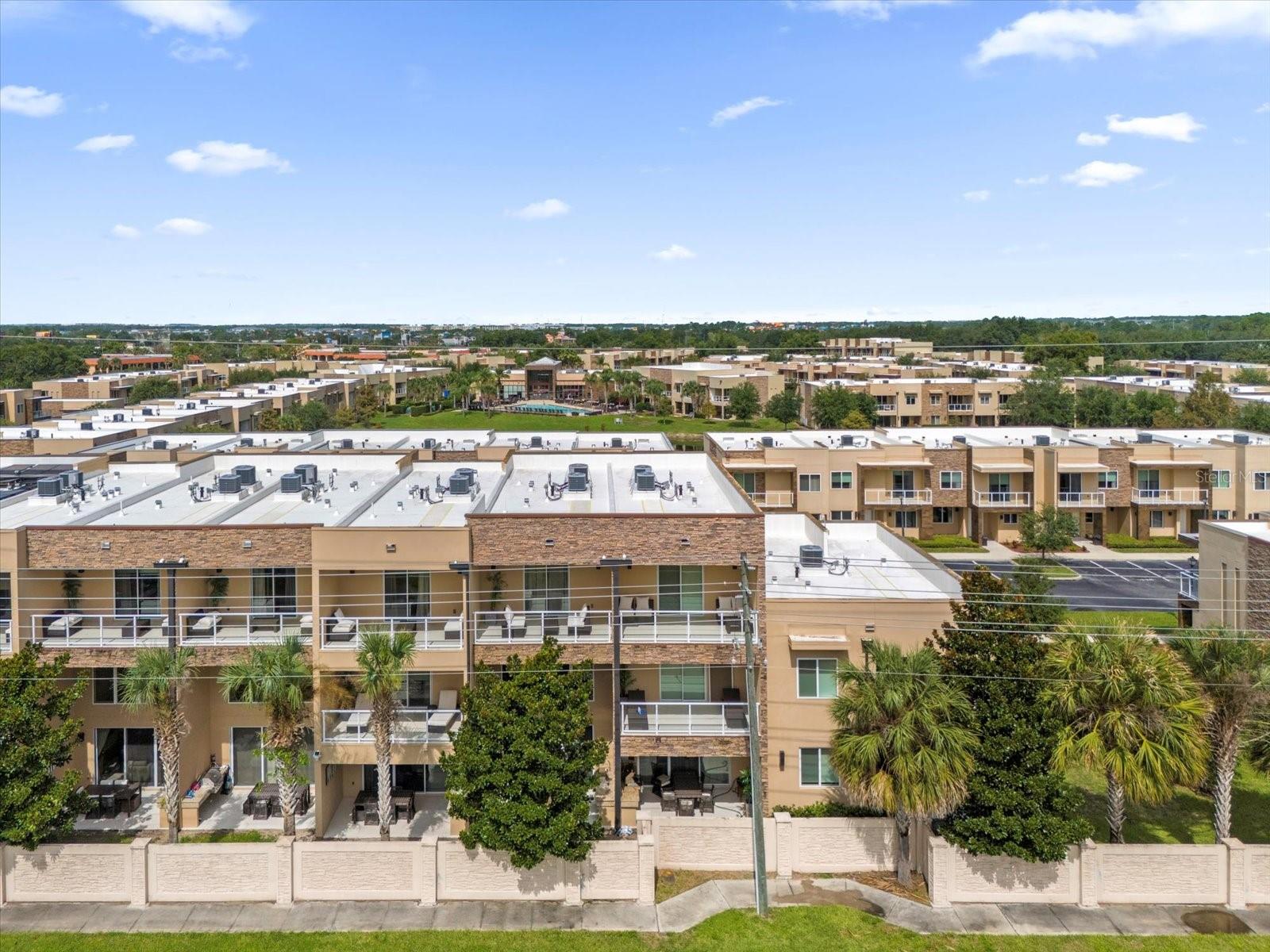 Image 43 of 47 For 3215 Brasilia Avenue