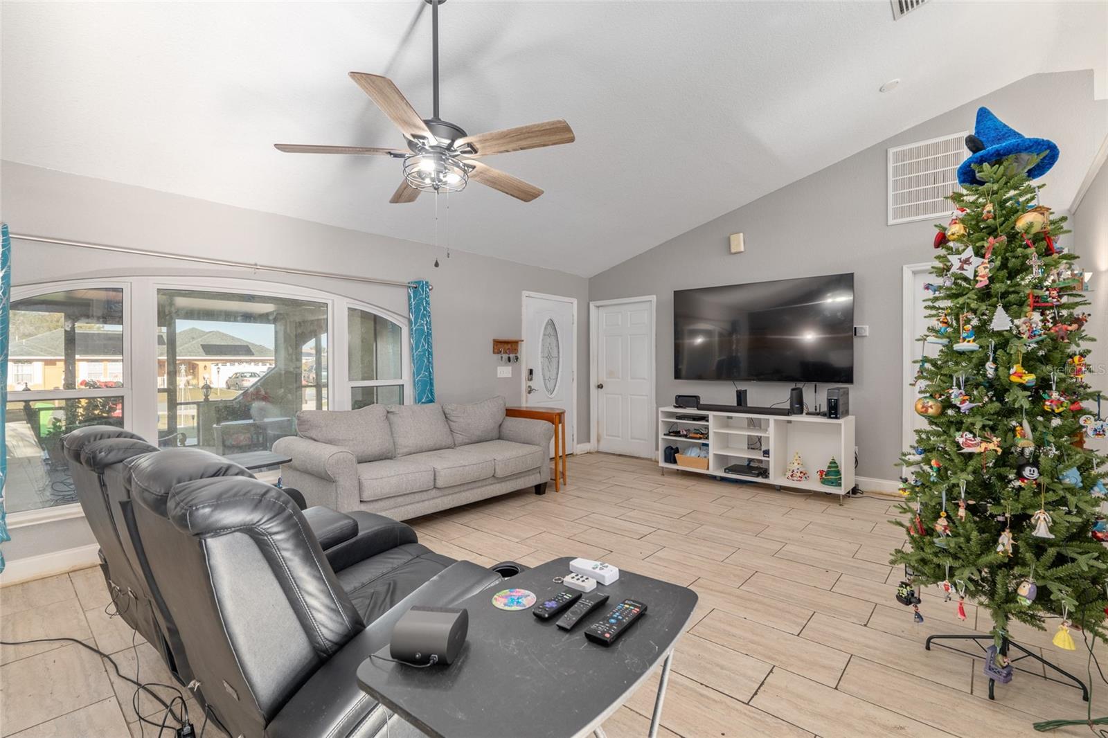 Image 19 of 67 For 2428 147 Place Road