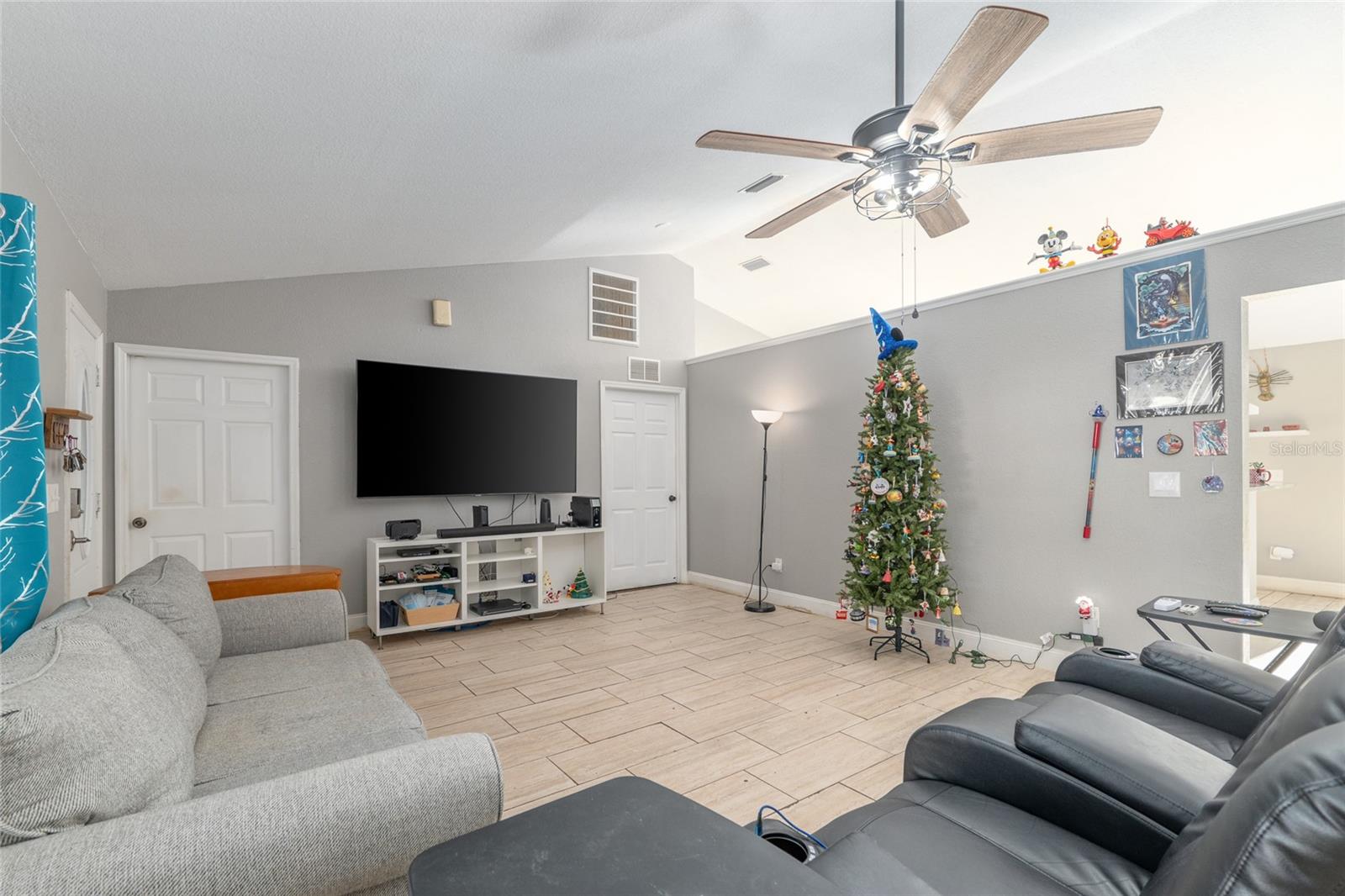 Image 22 of 67 For 2428 147 Place Road