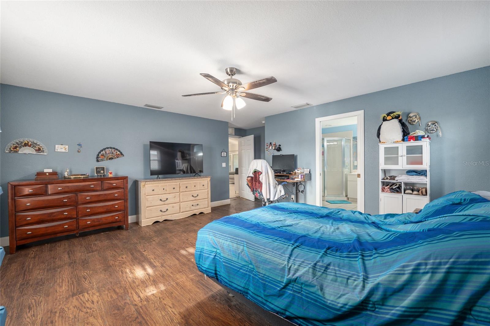 Image 35 of 67 For 2428 147 Place Road