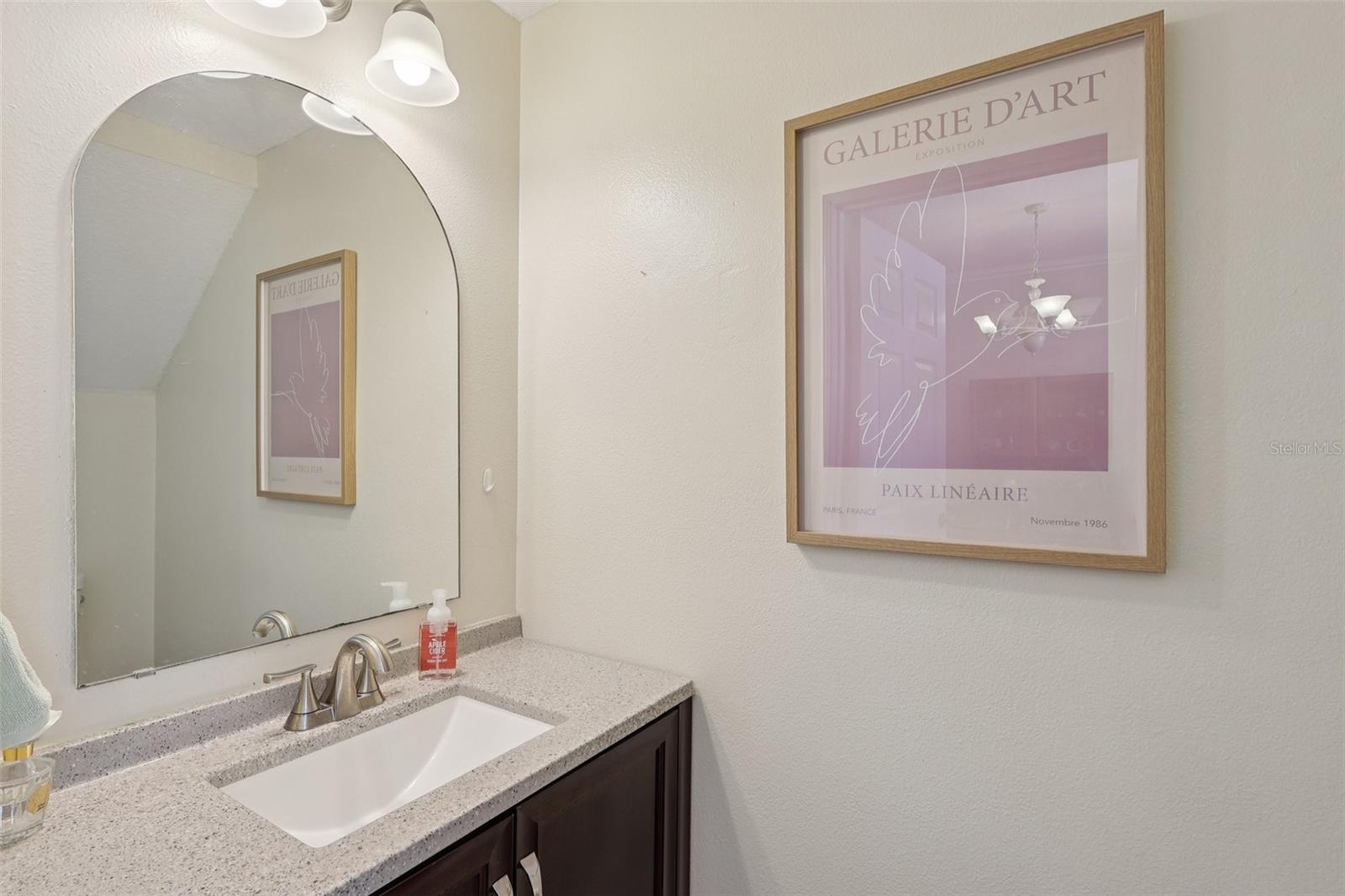 Image 13 of 24 For 922 Vineland Place