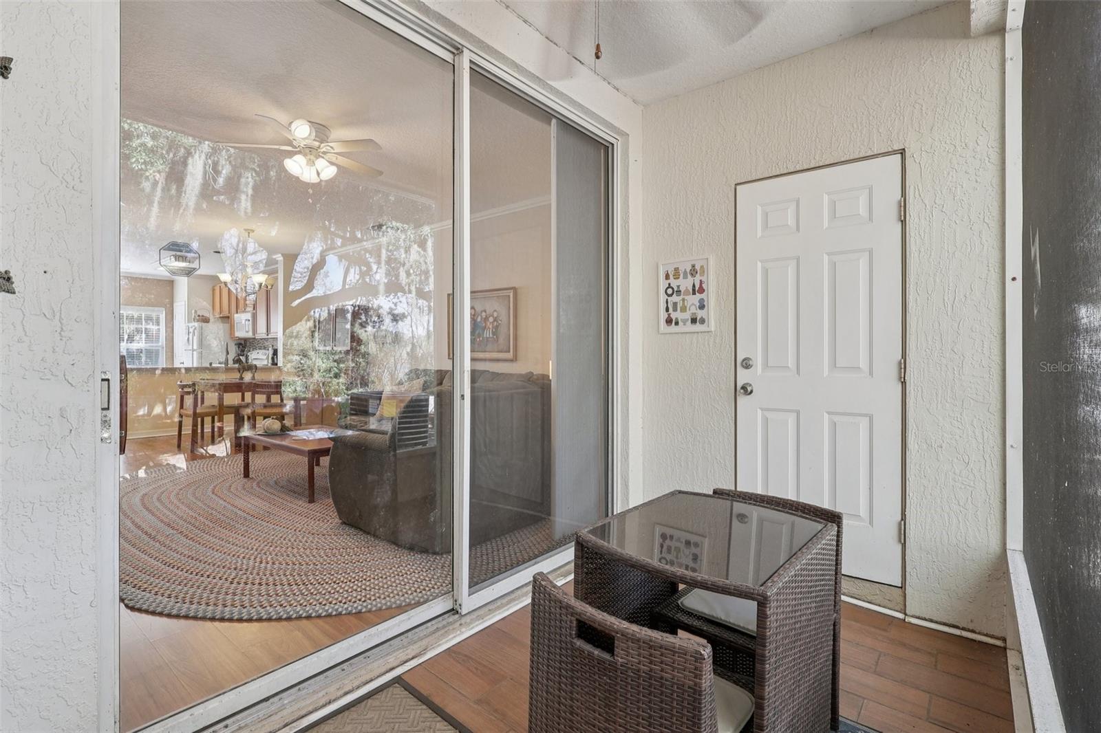 Image 21 of 24 For 922 Vineland Place