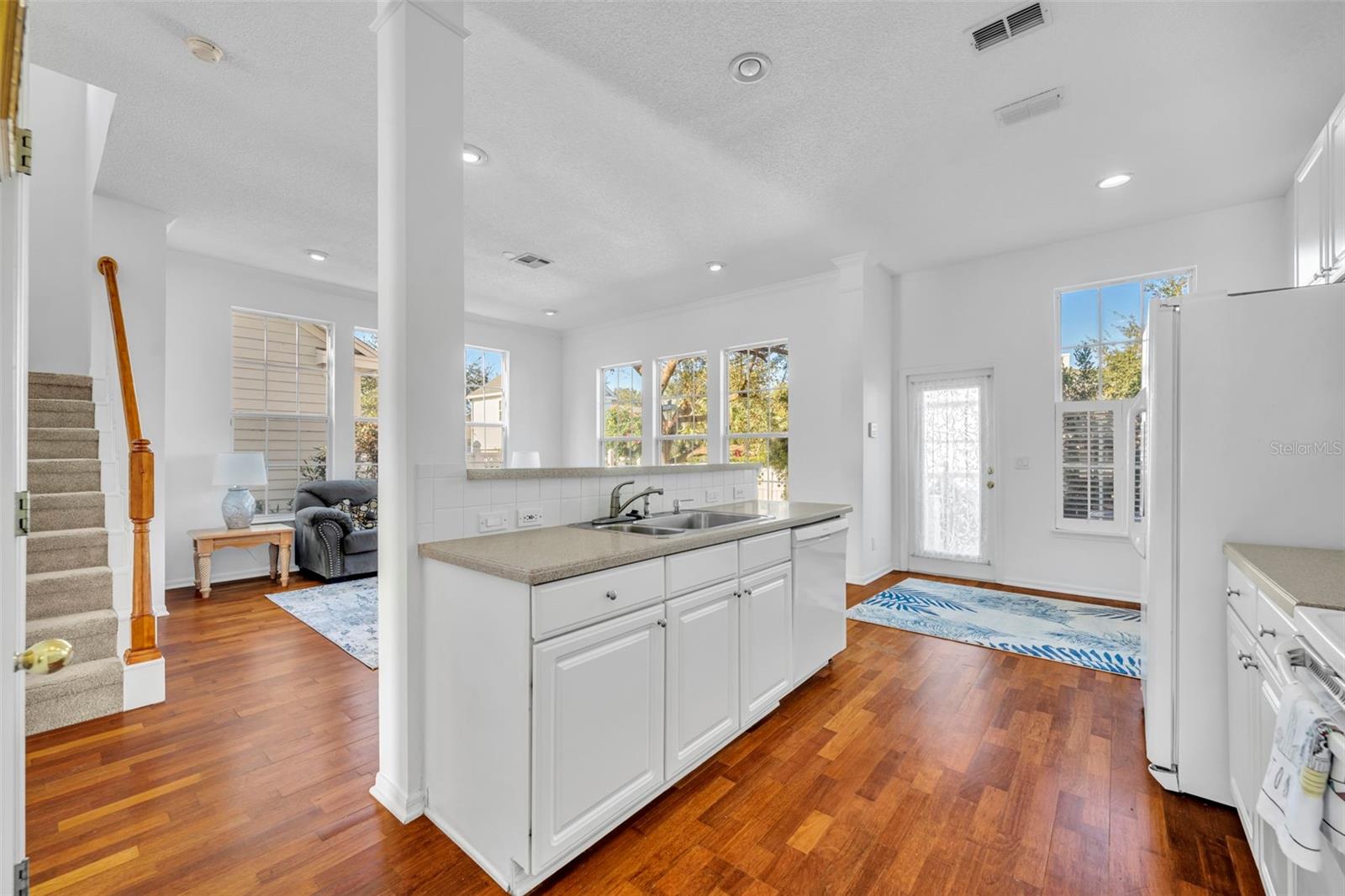 Image 15 of 45 For 107 Grinnell Place