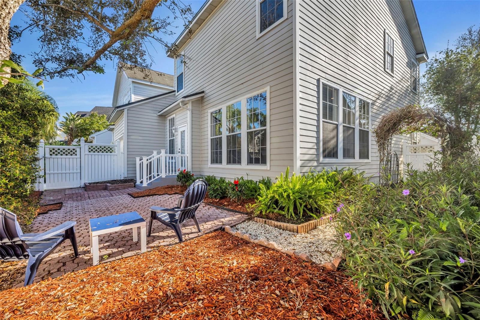 Image 36 of 45 For 107 Grinnell Place