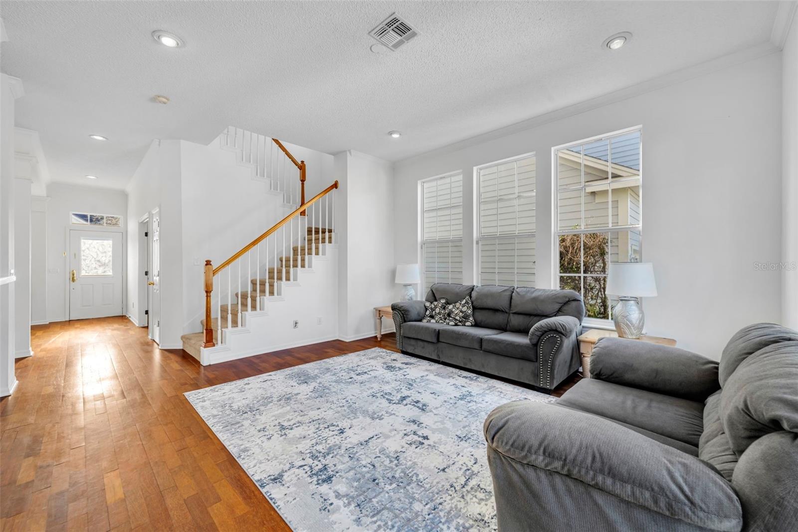 Image 9 of 45 For 107 Grinnell Place