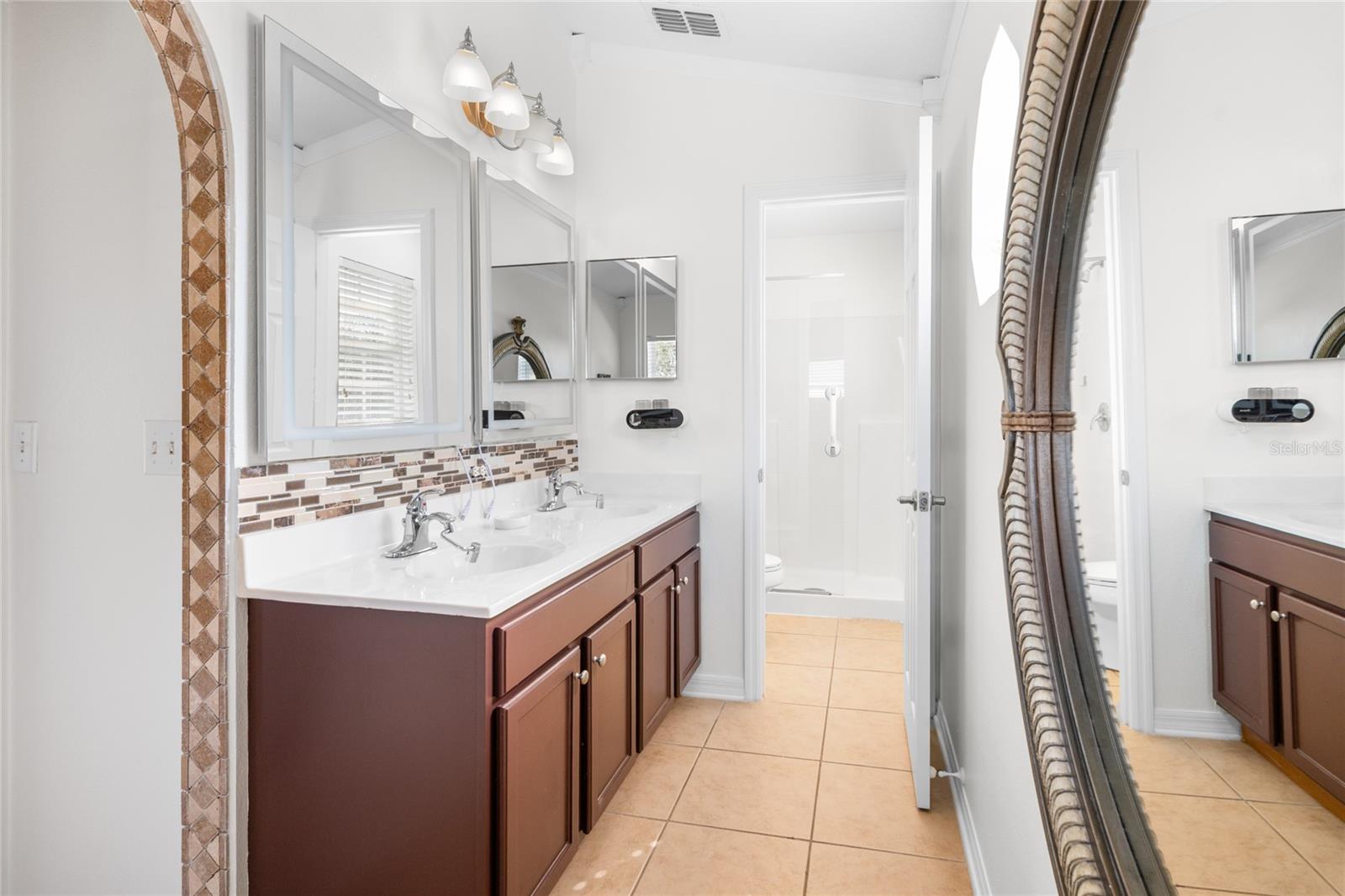 Image 21 of 37 For 31834 Parkdale