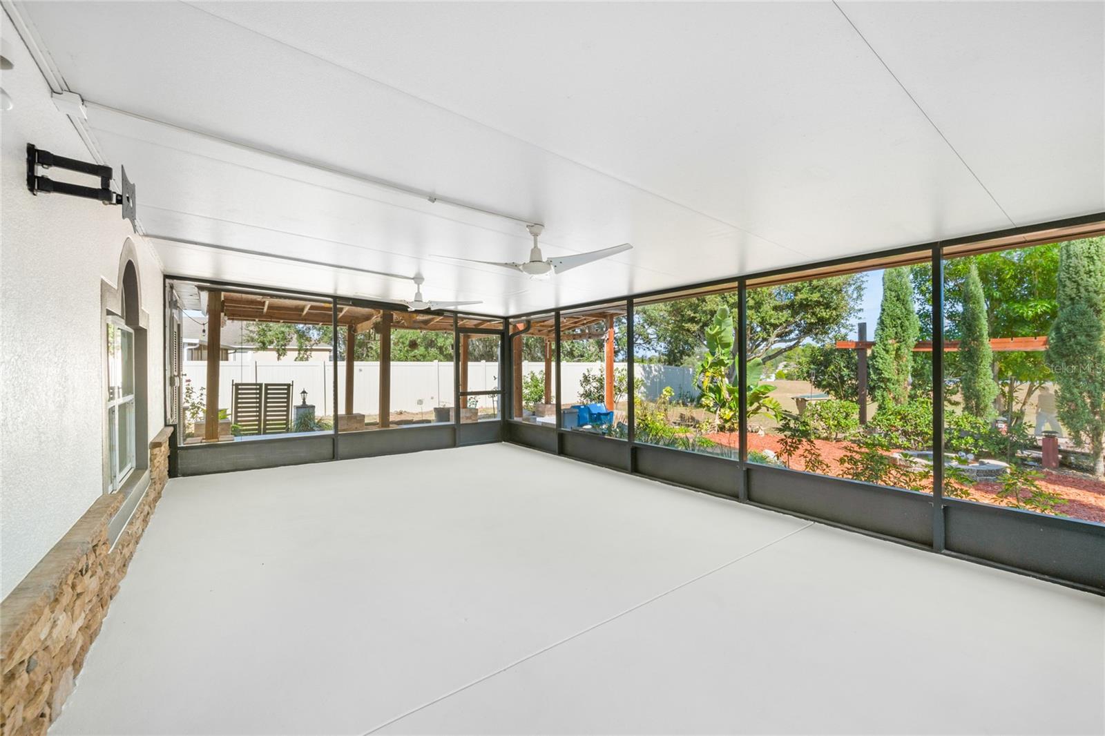 Image 25 of 37 For 31834 Parkdale