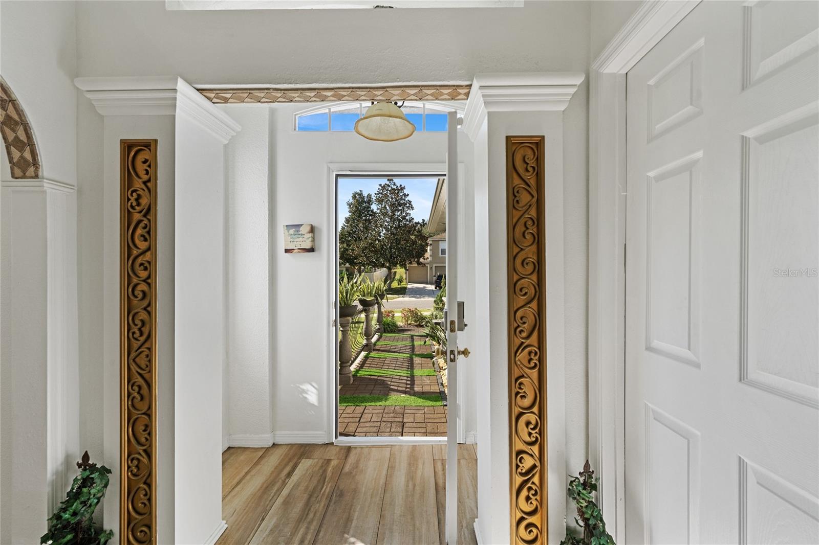 Image 3 of 37 For 31834 Parkdale