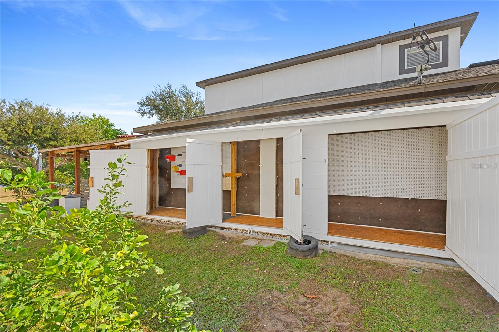 Image 33 of 37 For 31834 Parkdale