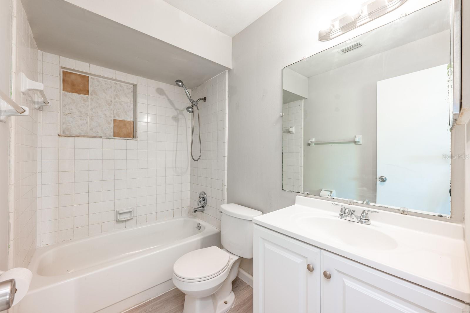 Image 17 of 19 For 6941 Edgefield Lane