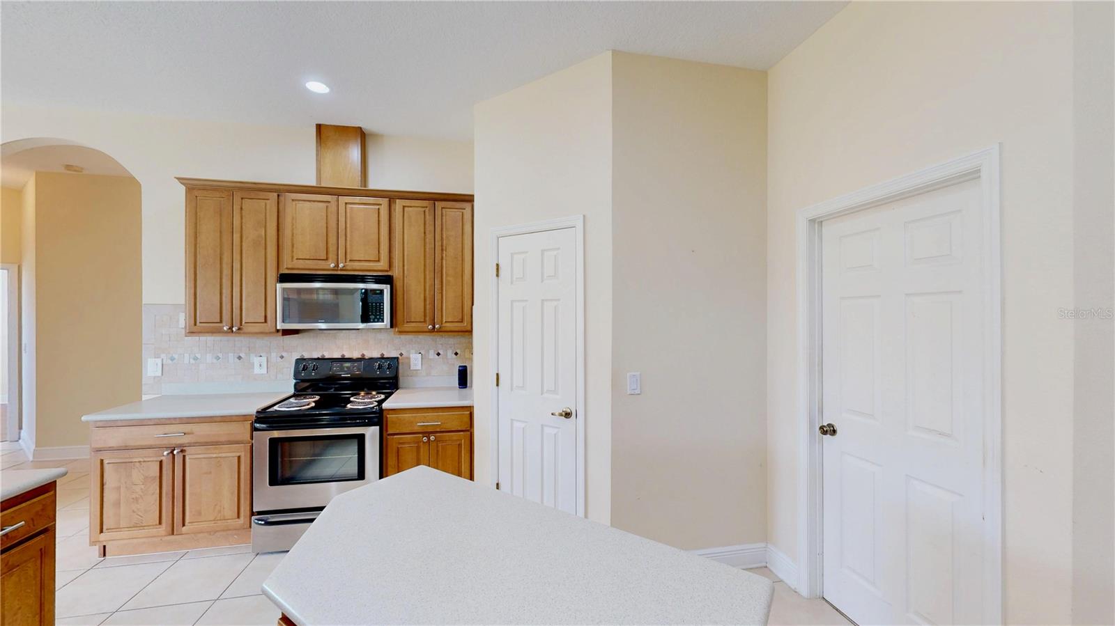 Image 30 of 51 For 586 Huntington Pines Drive