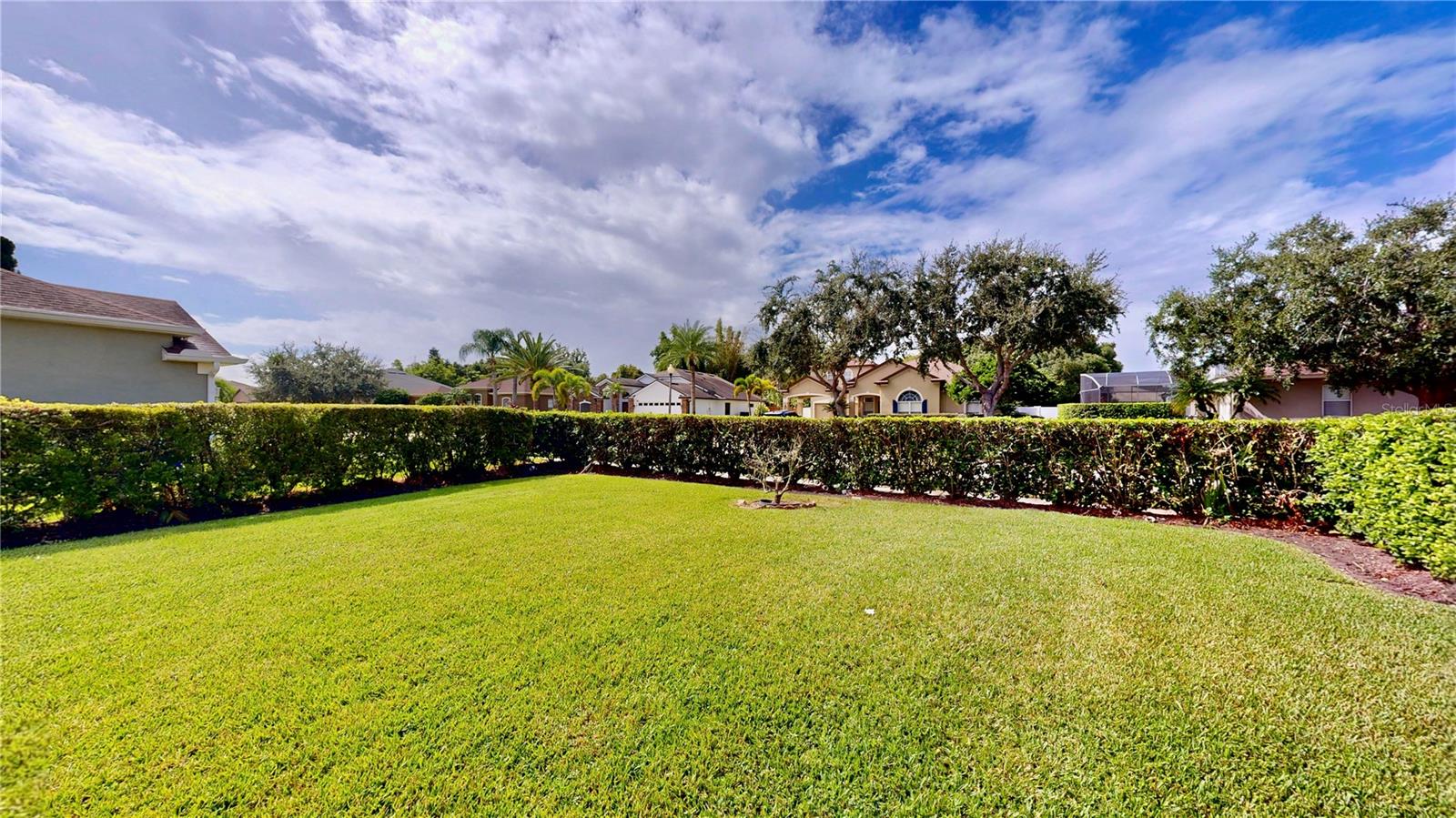 Image 46 of 51 For 586 Huntington Pines Drive