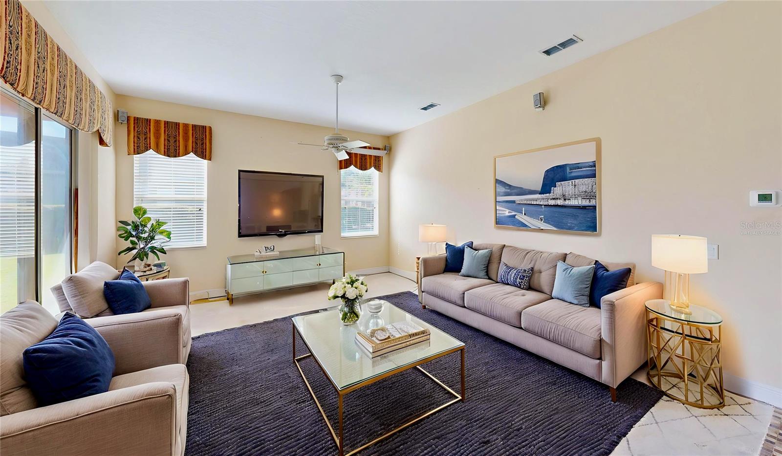 Image 8 of 51 For 586 Huntington Pines Drive