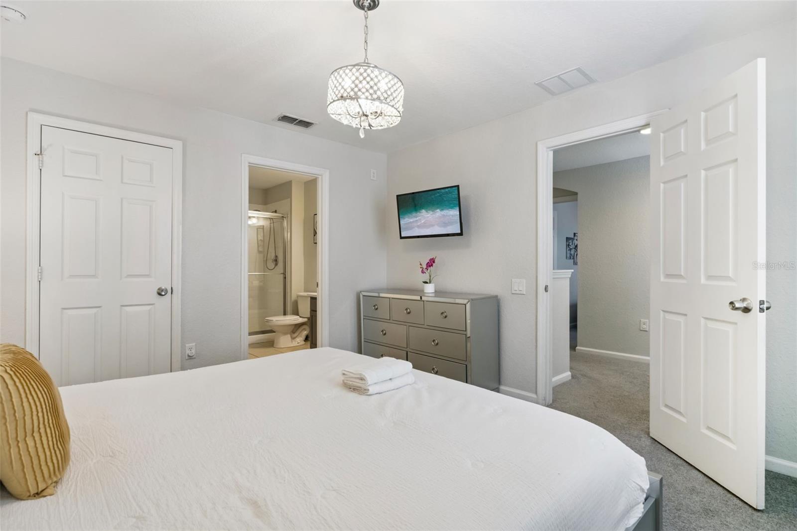 Image 19 of 37 For 2607 Daulby Street