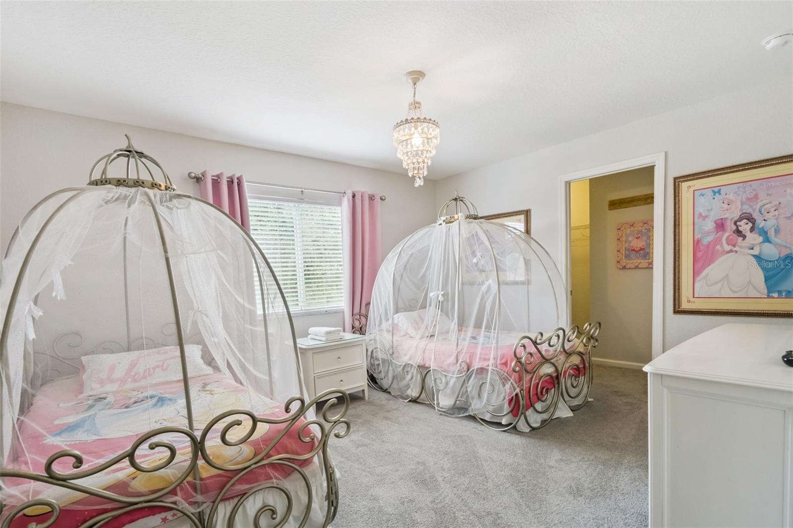 Image 25 of 37 For 2607 Daulby Street