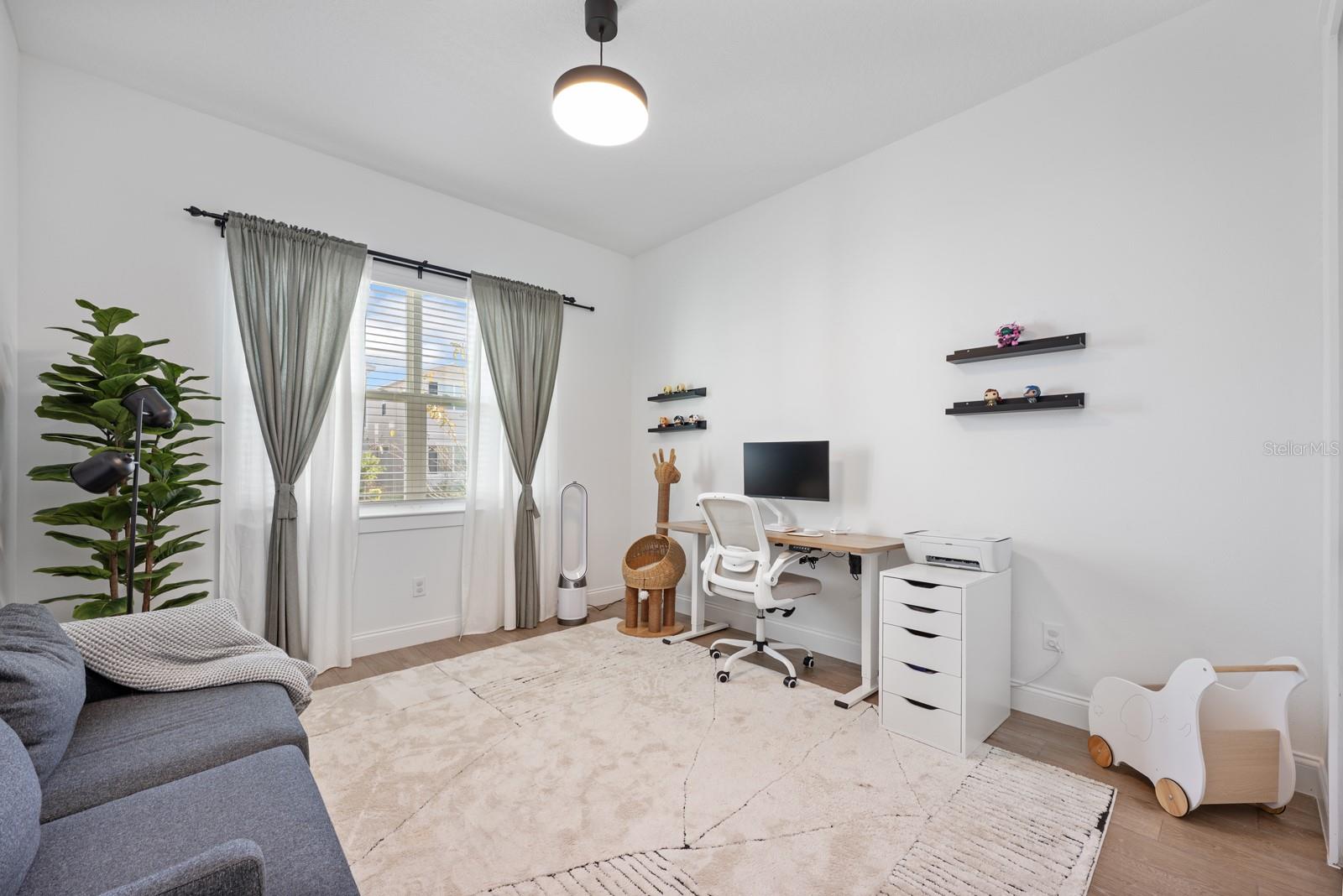 Image 10 of 27 For 12626 Clear Sapphire Drive