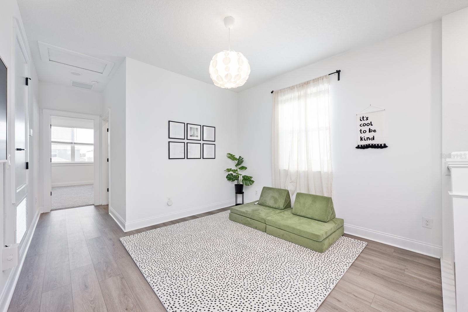 Image 14 of 27 For 12626 Clear Sapphire Drive