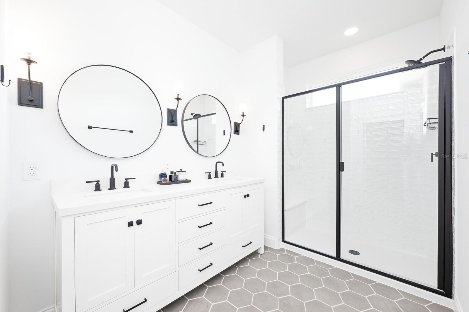 Image 16 of 27 For 12626 Clear Sapphire Drive