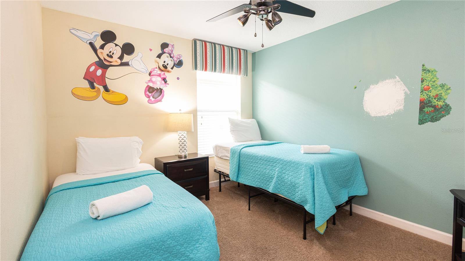 Image 37 of 66 For 2977 Buccaneer Palm Road