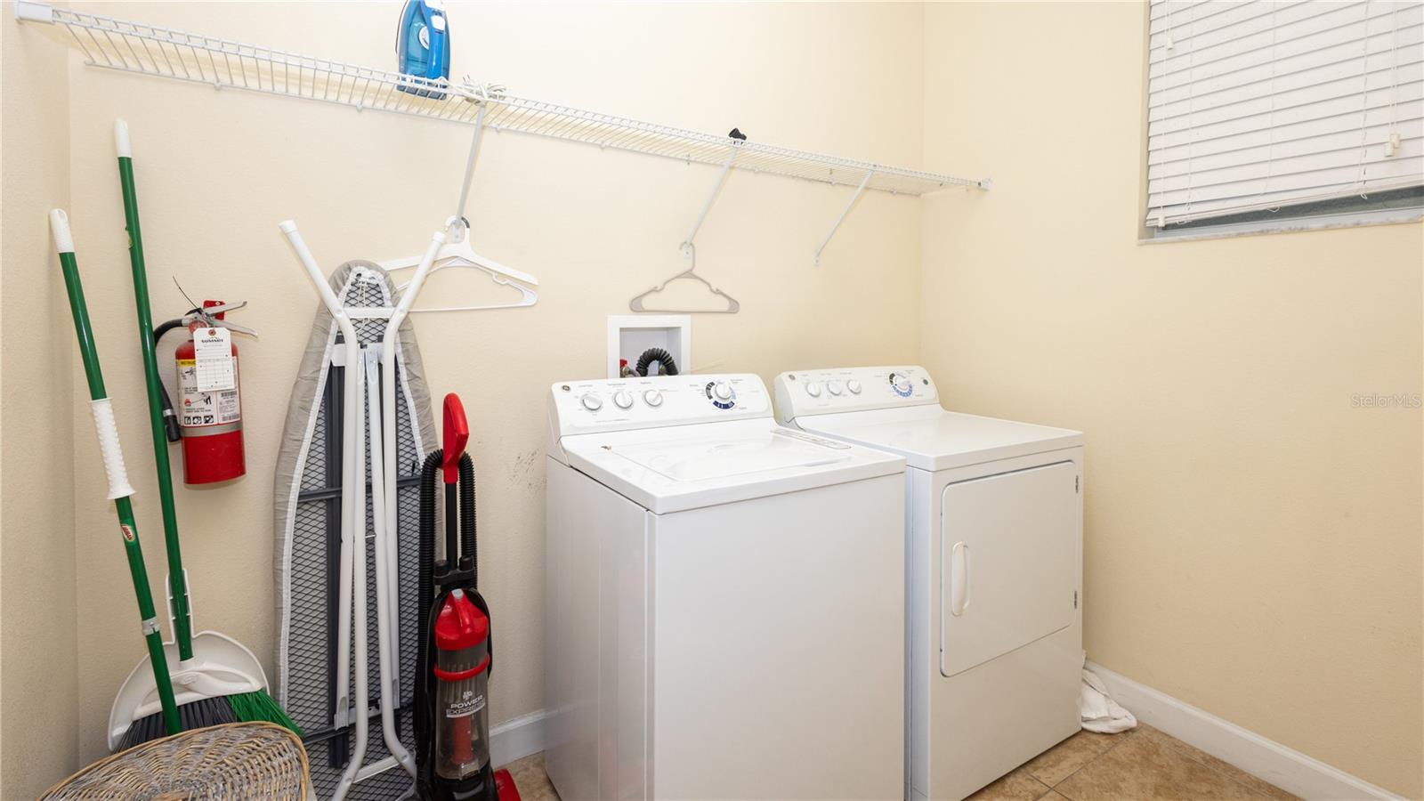 Image 43 of 66 For 2977 Buccaneer Palm Road