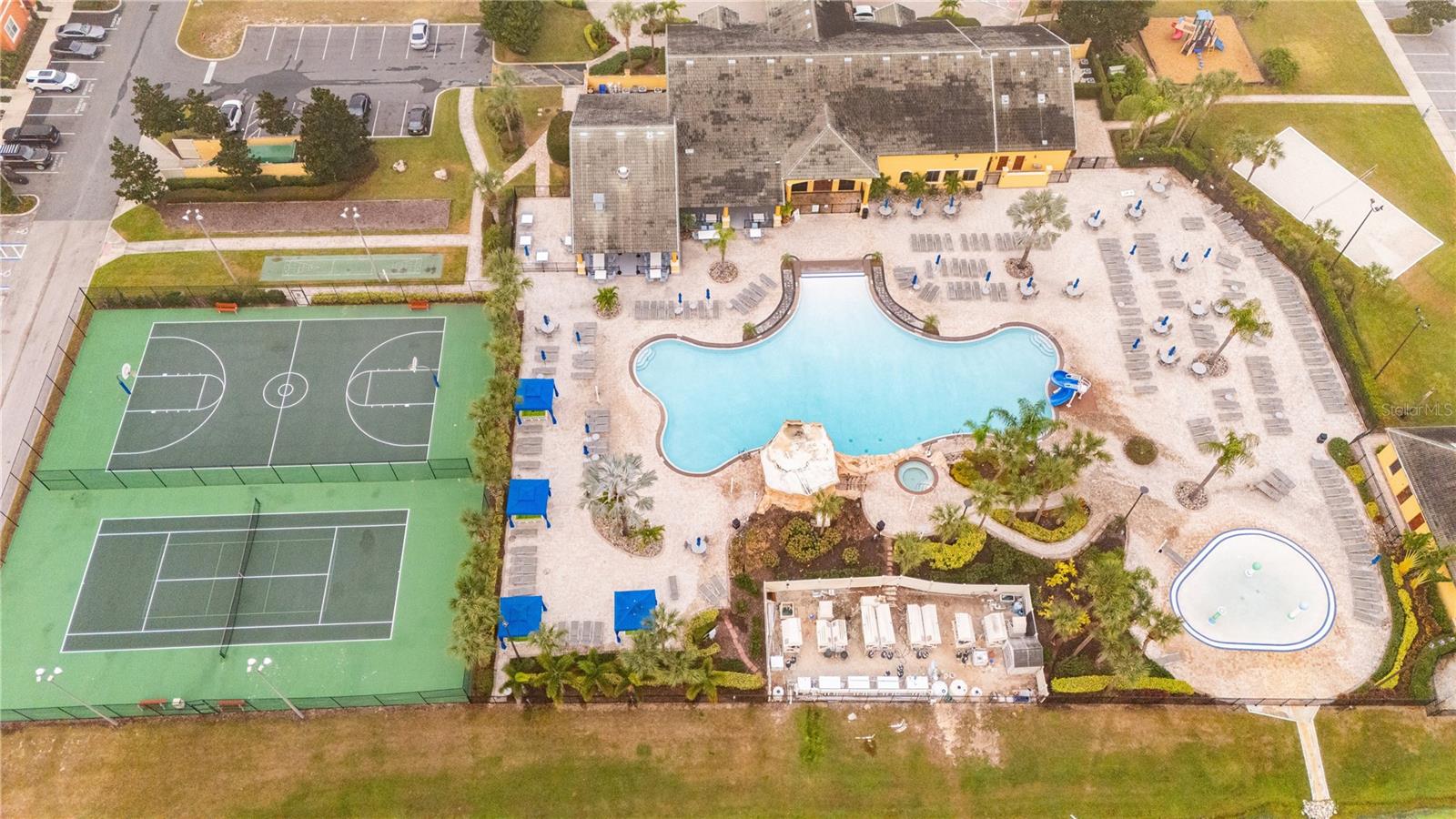 Image 54 of 66 For 2977 Buccaneer Palm Road