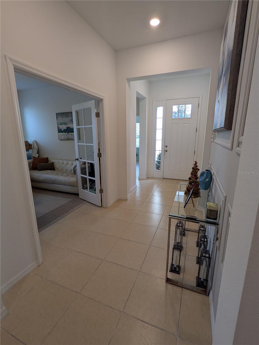 Image 4 of 29 For 901 Sabal Breeze Lane