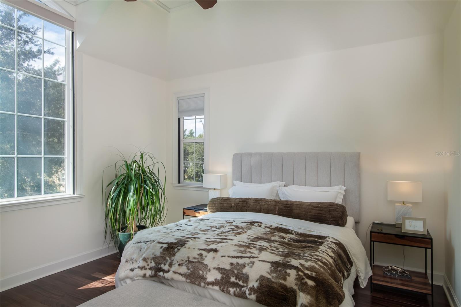 Image 12 of 23 For 1907 Garvin Street