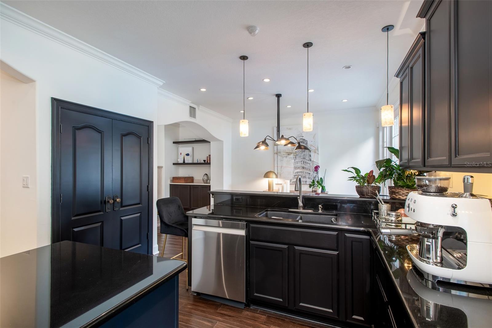 Image 3 of 23 For 1907 Garvin Street