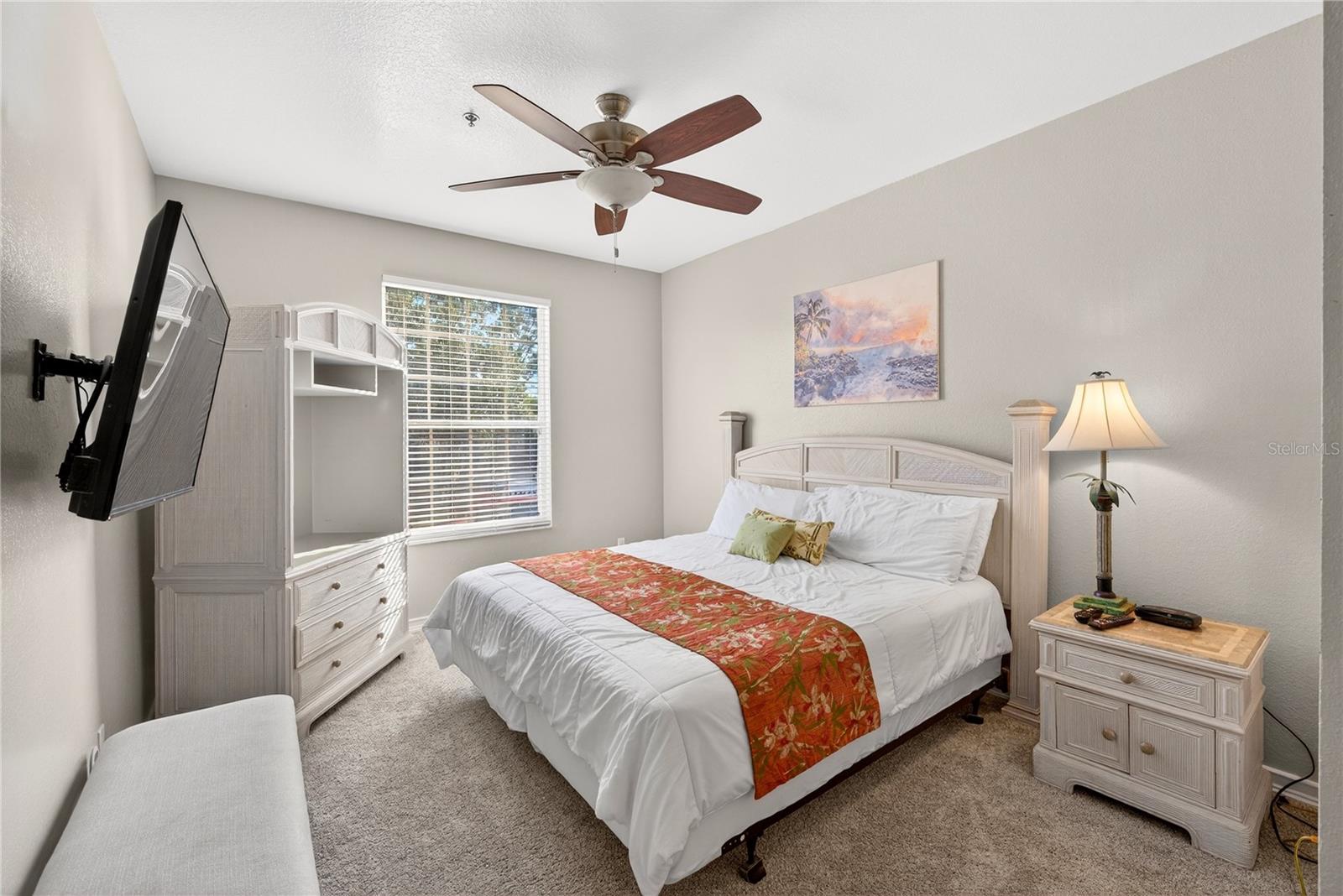 Image 19 of 52 For 8101 Coconut Palm Way 203