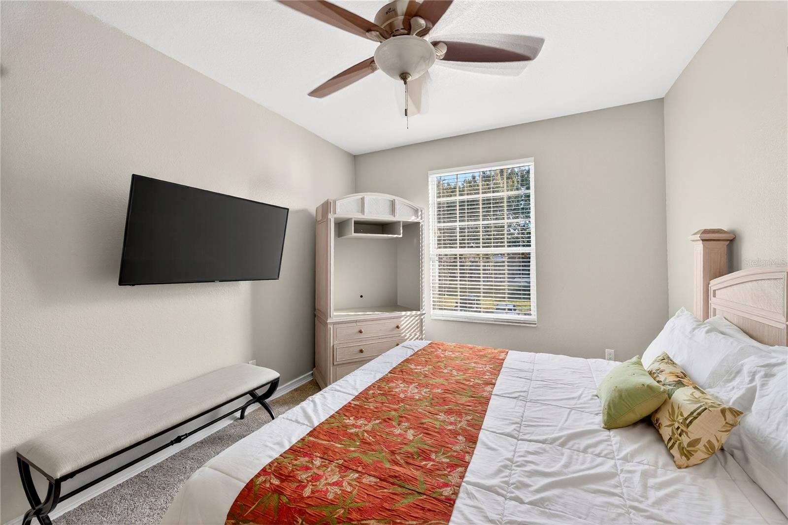 Image 22 of 52 For 8101 Coconut Palm Way 203