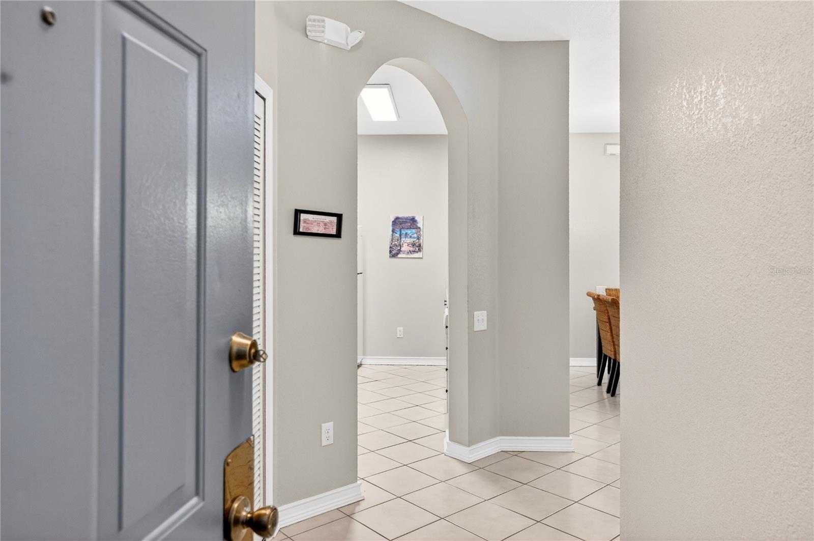 Image 3 of 52 For 8101 Coconut Palm Way 203